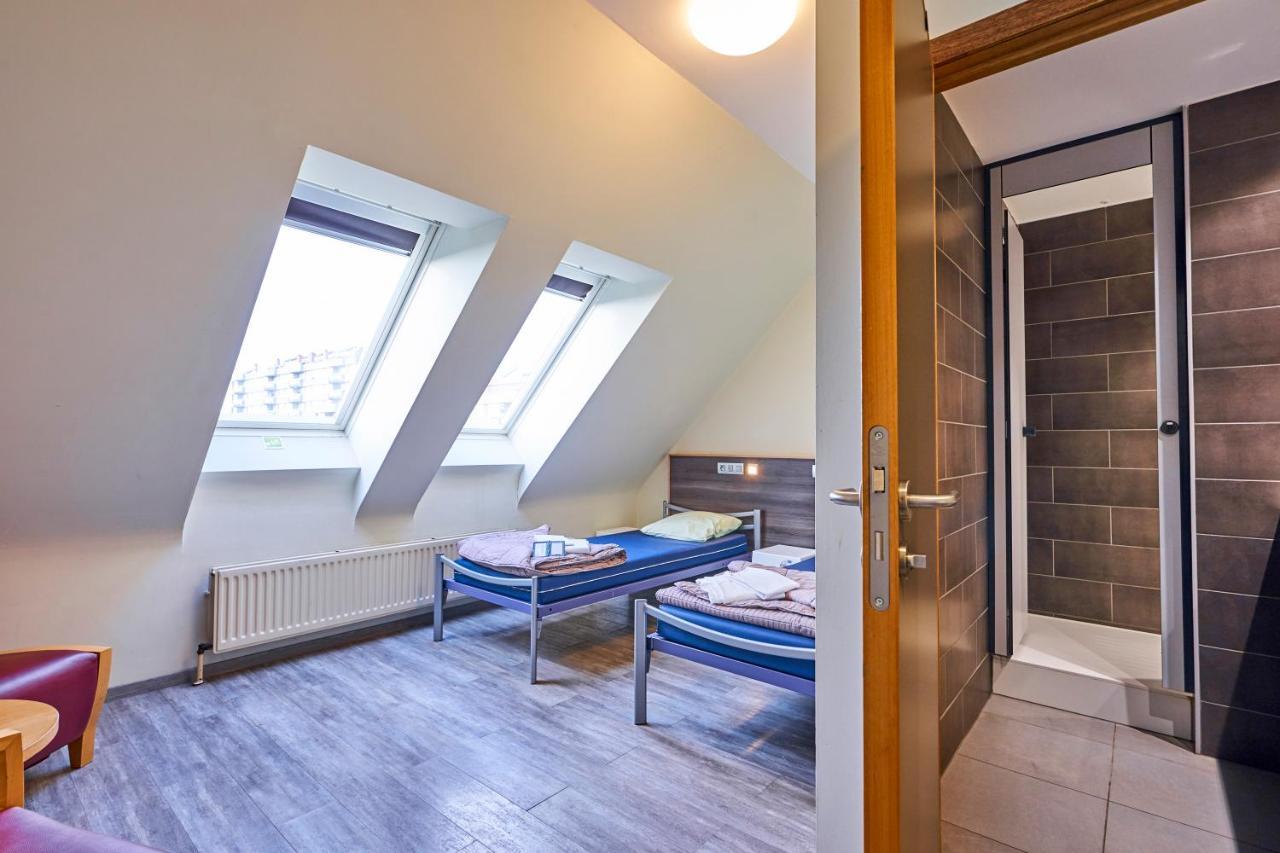 Hi Generation Europe Hostel Sint-Jans-Molenbeek Eksteriør bilde